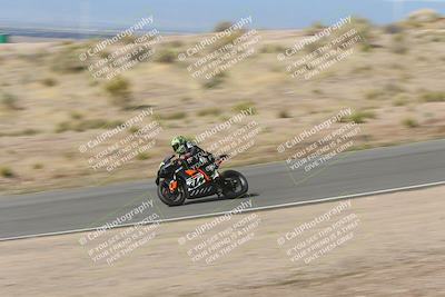 media/Apr-20-2025-AHRMA (Sun) [[393a79c373]]/Race/Group 11 early race/Turn 4b/